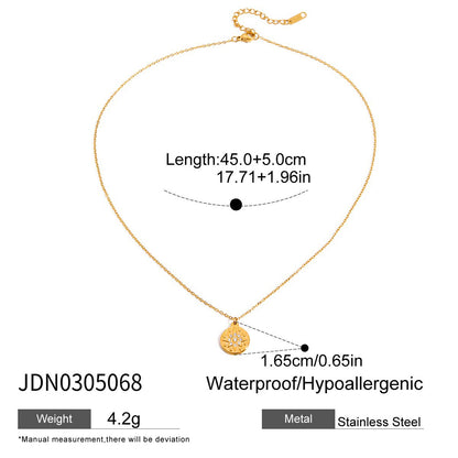 Crystal Star Pendant Necklace – Shiny & Minimalist