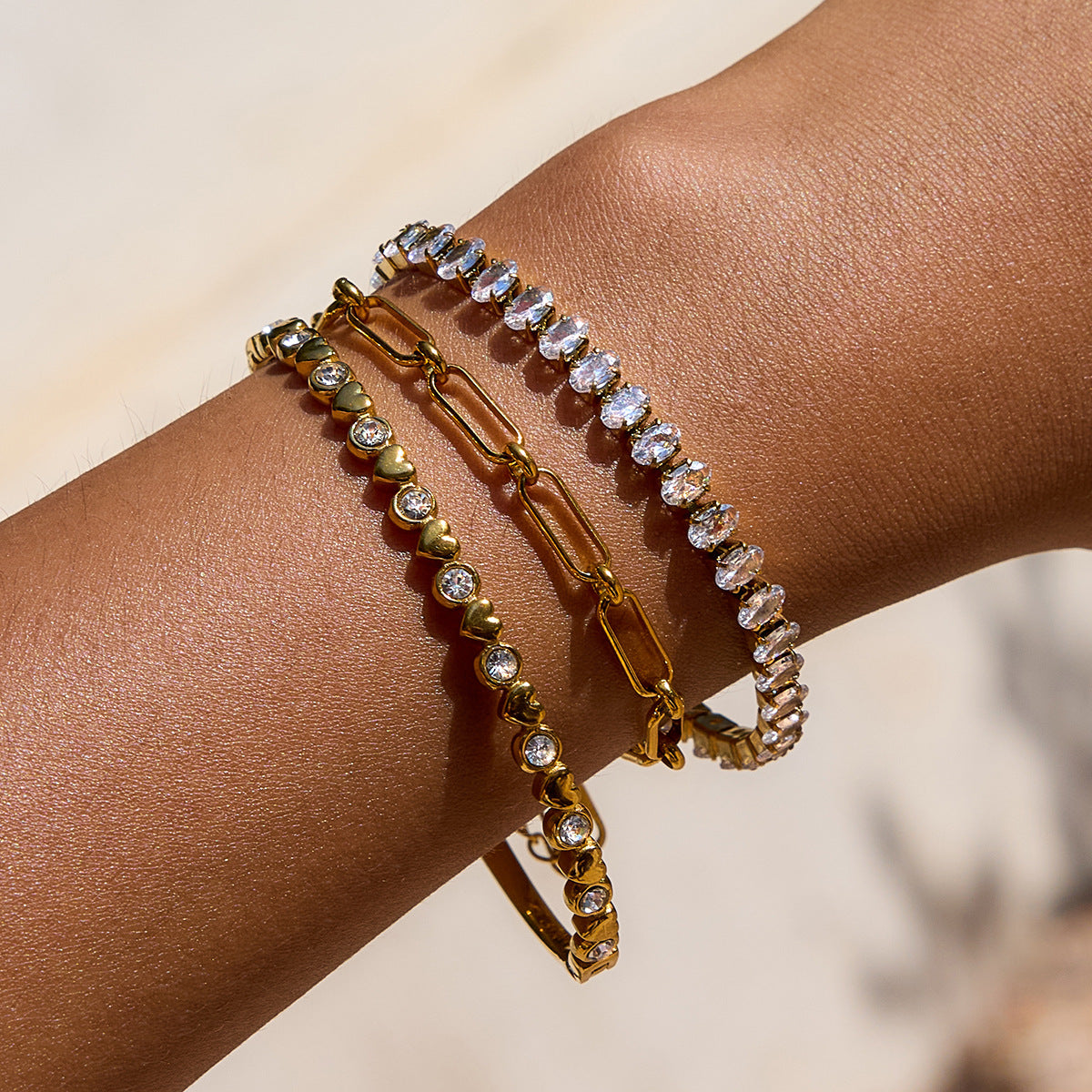 Minimalist Heart Charm Bangle – Titanium Steel · Waterproof · Everyday Elegance