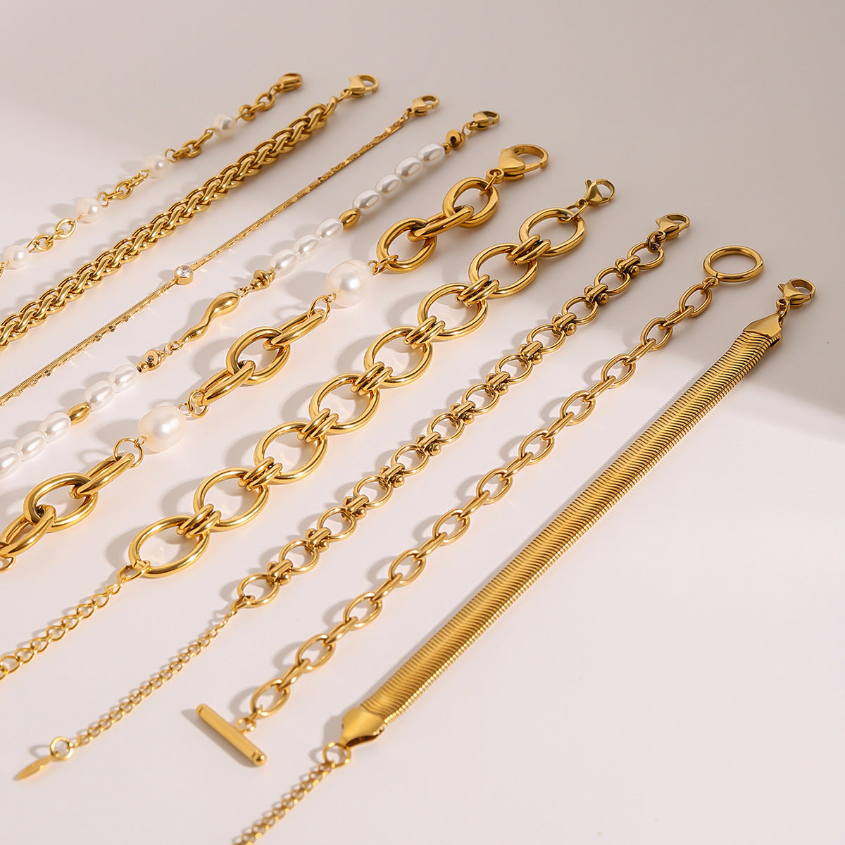 Gold Stainless Steel Pearl Bracelet – Elegant Minimalism