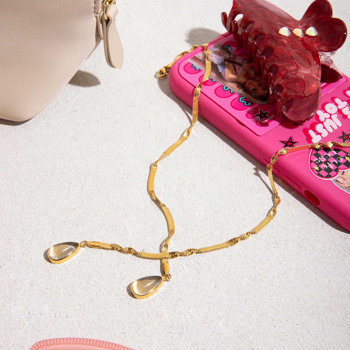 Sleek Teardrop Pendant Chain – Waterproof & Tarnish-Free