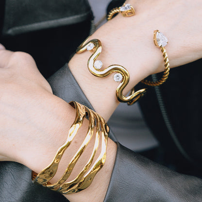 Stainless Steel Zircon Bangle – Open Design · Tarnish-Free