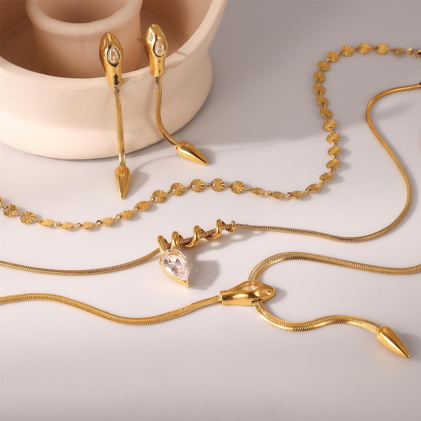 Titanium Steel Collarbone Chain – Sleek & Sparkling